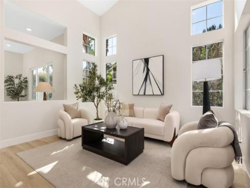 5 Chatri Circle, Lake Forest, CA