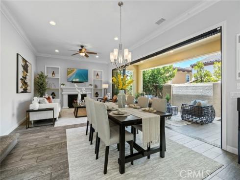 18 Goldenrod , Lake Forest, CA
