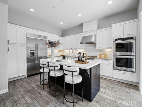 18 Goldenrod , Lake Forest, CA