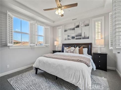 18 Goldenrod , Lake Forest, CA