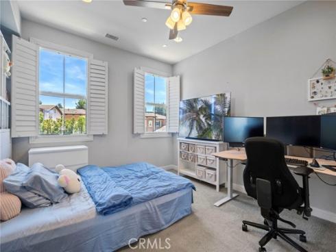 18 Goldenrod , Lake Forest, CA
