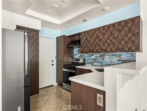 82 Santa Barbara Court, Lake Forest, CA