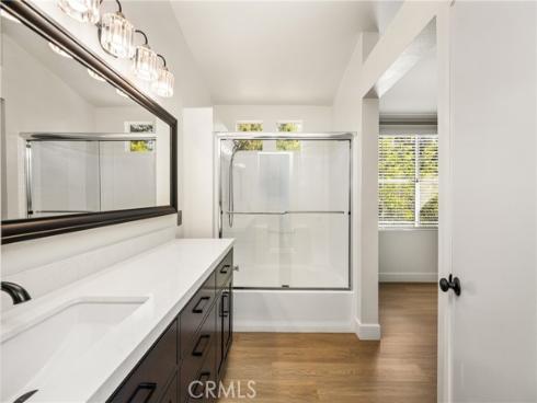 82 Santa Barbara Court, Lake Forest, CA