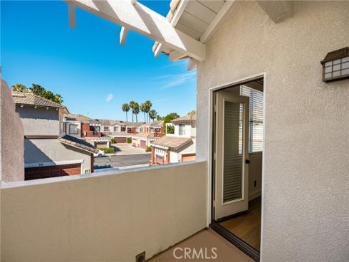 82 Santa Barbara Court, Lake Forest, CA