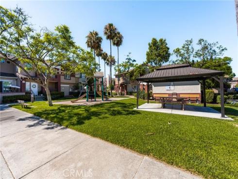 82 Santa Barbara Court, Lake Forest, CA