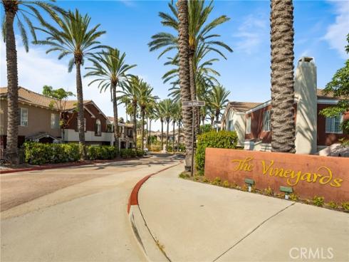 82 Santa Barbara Court, Lake Forest, CA
