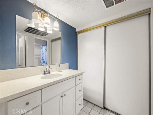 23252  Orange  , Lake Forest, CA