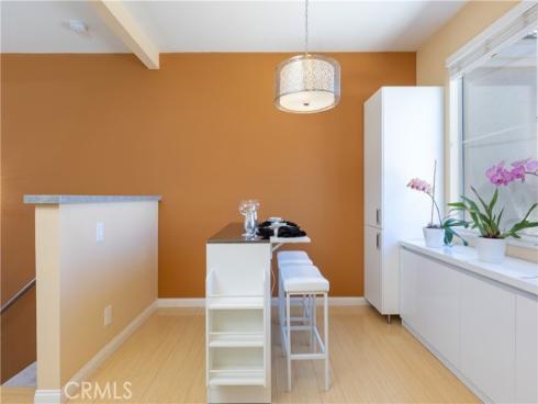 112 Santa Barbara Court, Lake Forest, CA