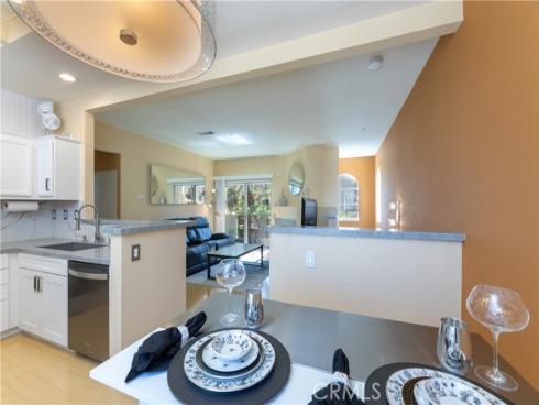 112 Santa Barbara Court, Lake Forest, CA