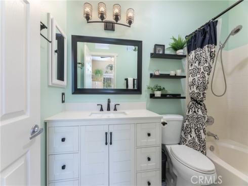 112 Santa Barbara Court, Lake Forest, CA