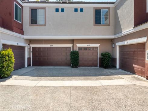 112 Santa Barbara Court, Lake Forest, CA