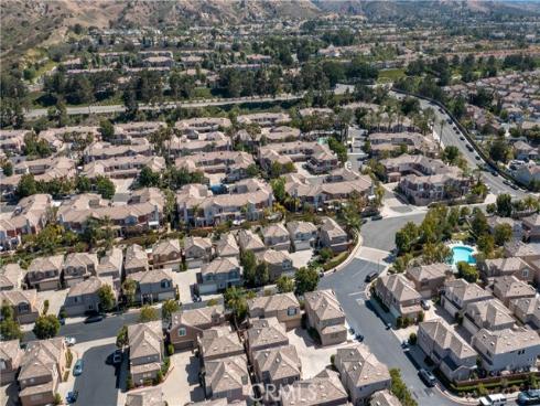 112 Santa Barbara Court, Lake Forest, CA