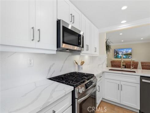 26066 Miralinda , Lake Forest, CA