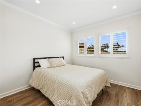 26066 Miralinda , Lake Forest, CA