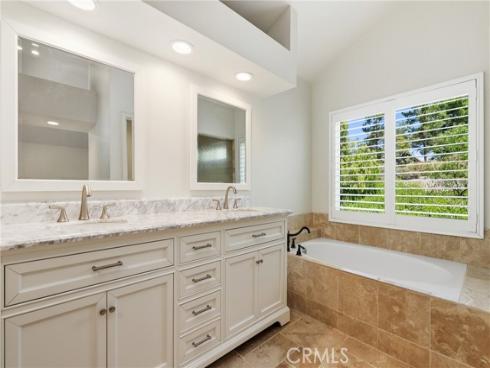 26066 Miralinda , Lake Forest, CA