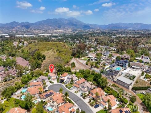 26066 Miralinda , Lake Forest, CA