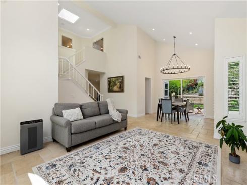26066 Miralinda , Lake Forest, CA