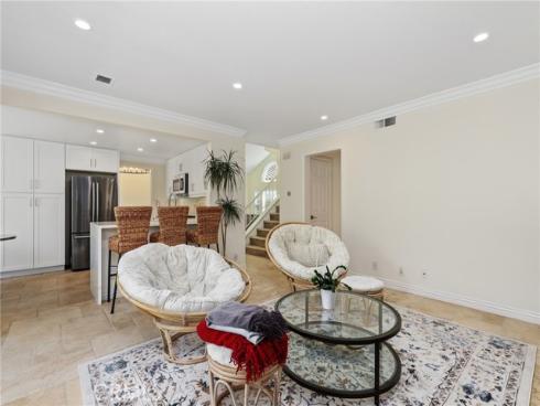26066 Miralinda , Lake Forest, CA