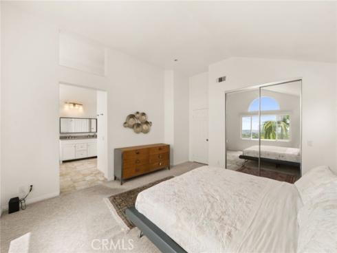 51 La Perla , Lake Forest, CA