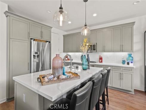 41  Fuchsia  , Lake Forest, CA