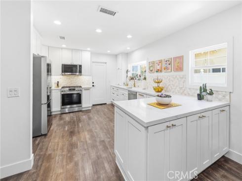 24742 Belgreen Place , Lake Forest, CA