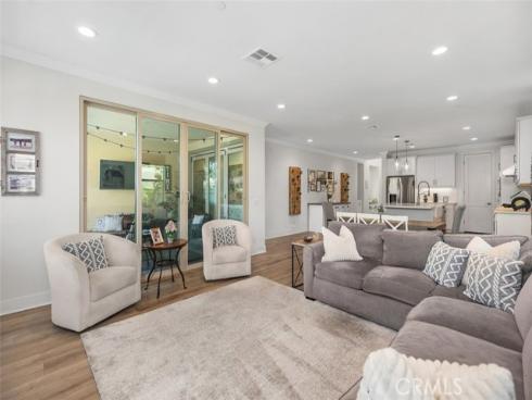 1835 Aliso Canyon , Lake Forest, CA