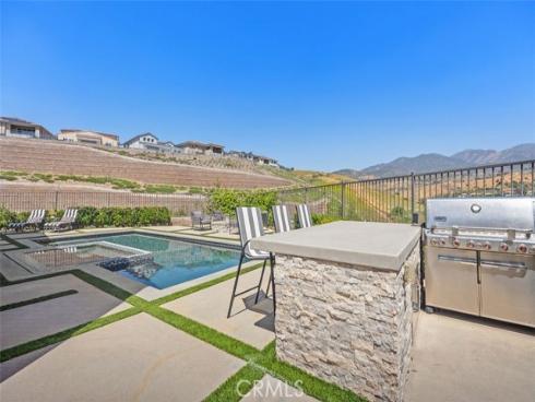 1835 Aliso Canyon , Lake Forest, CA