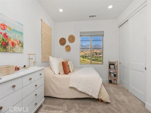 1835 Aliso Canyon , Lake Forest, CA