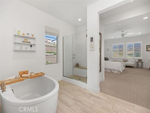 1835 Aliso Canyon , Lake Forest, CA