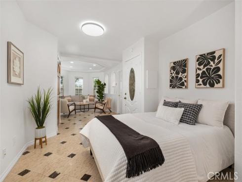 21086 Cantebury , Lake Forest, CA
