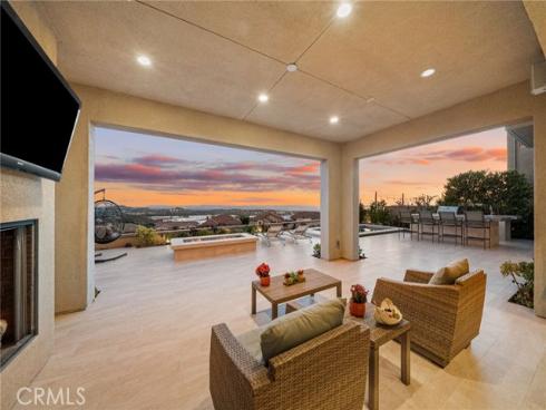 1132  Summit Oak  , Lake Forest, CA
