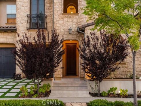 1132  Summit Oak  , Lake Forest, CA