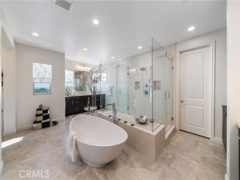 1132  Summit Oak  , Lake Forest, CA