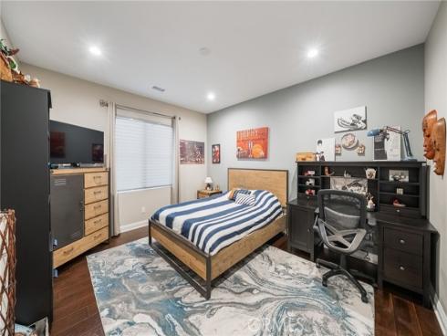 1132  Summit Oak  , Lake Forest, CA