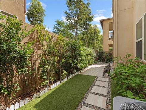640 Athos , Lake Forest, CA