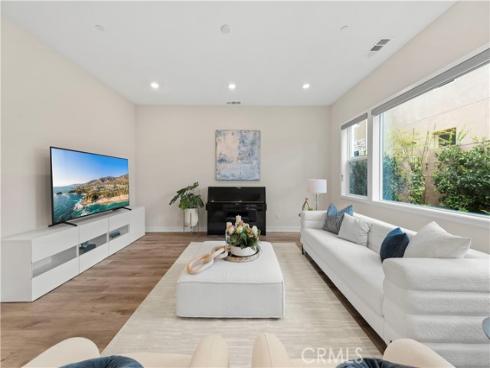 640 Athos , Lake Forest, CA