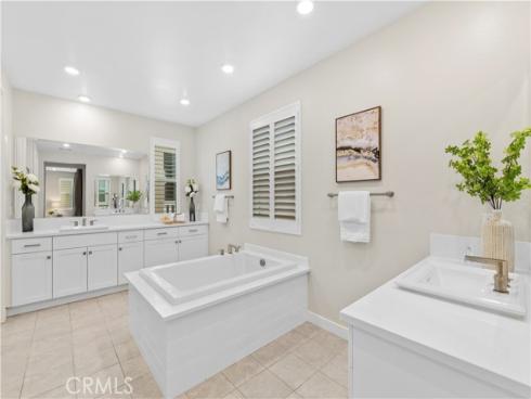 640 Athos , Lake Forest, CA