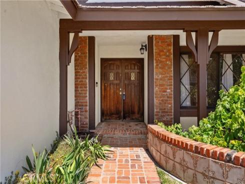 25061 Shaver Lake , Lake Forest, CA