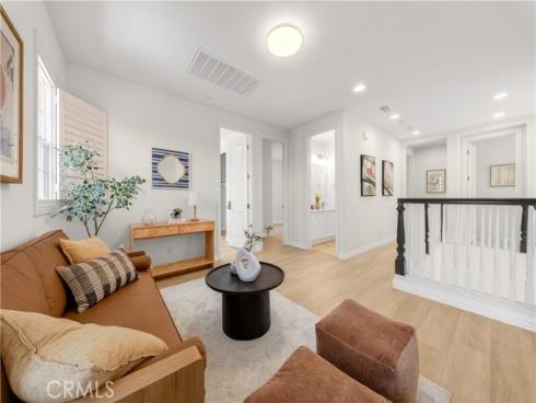 22 Lark , Lake Forest, CA