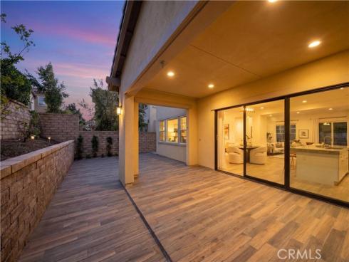 22 Lark , Lake Forest, CA