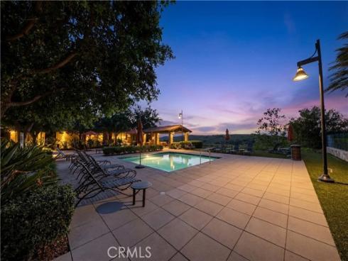 22 Lark , Lake Forest, CA