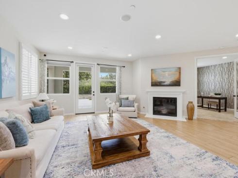 8 Willow Way , Lake Forest, CA