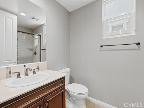 8 Willow Way , Lake Forest, CA