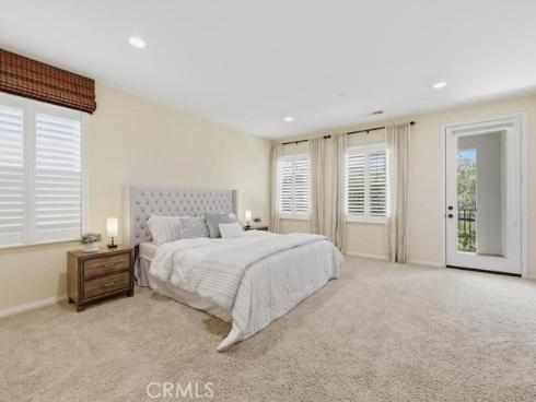 8 Willow Way , Lake Forest, CA