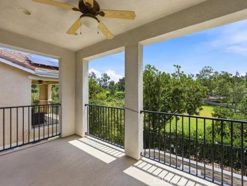 8 Willow Way , Lake Forest, CA