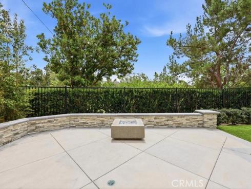 8 Willow Way , Lake Forest, CA