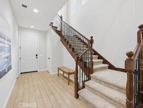 8 Willow Way , Lake Forest, CA