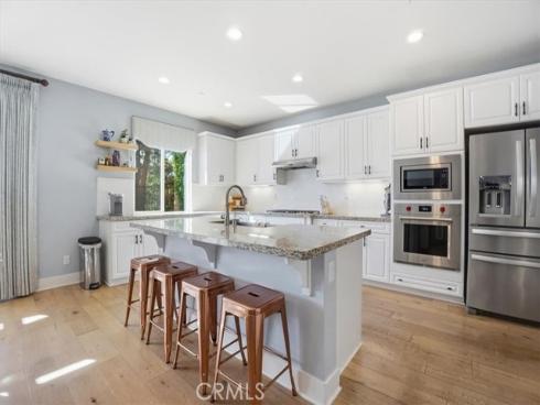 11 Silver Spruce Court, Lake Forest, CA