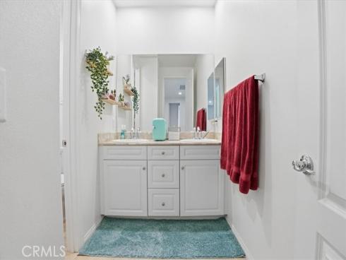 11 Silver Spruce Court, Lake Forest, CA