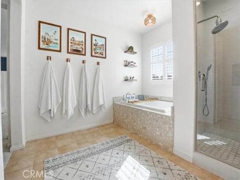 11 Silver Spruce Court, Lake Forest, CA
